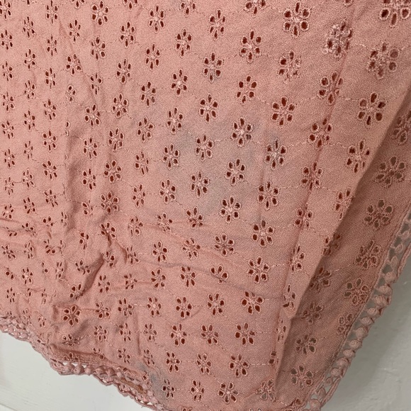 Capri Kaftan in all over eyelet - Picture 5 of 6